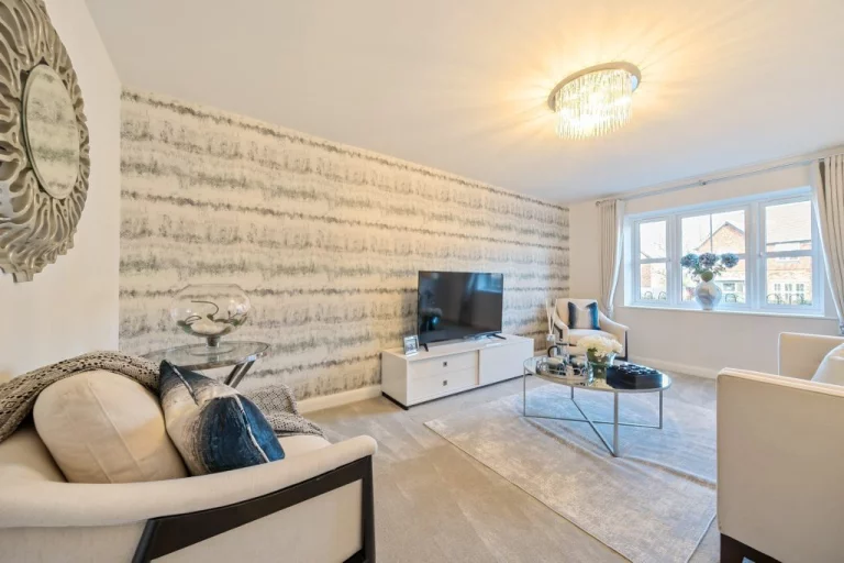 Image carousel 3529051 1768615257