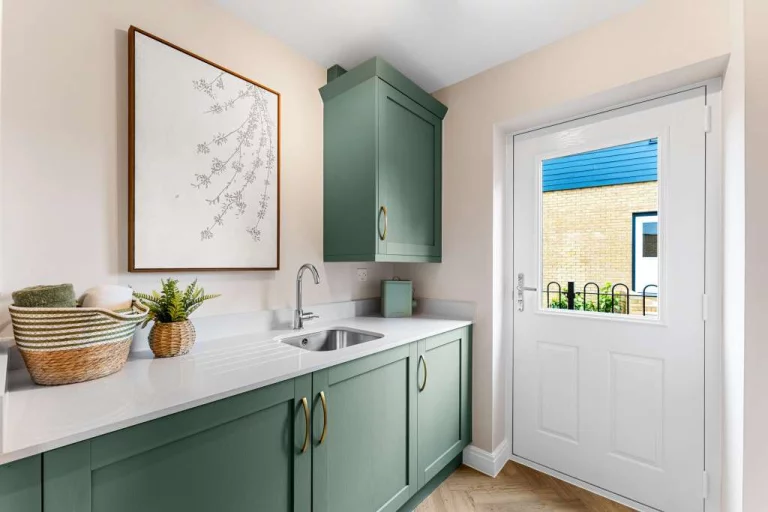 Image carousel 3529436 1768615294