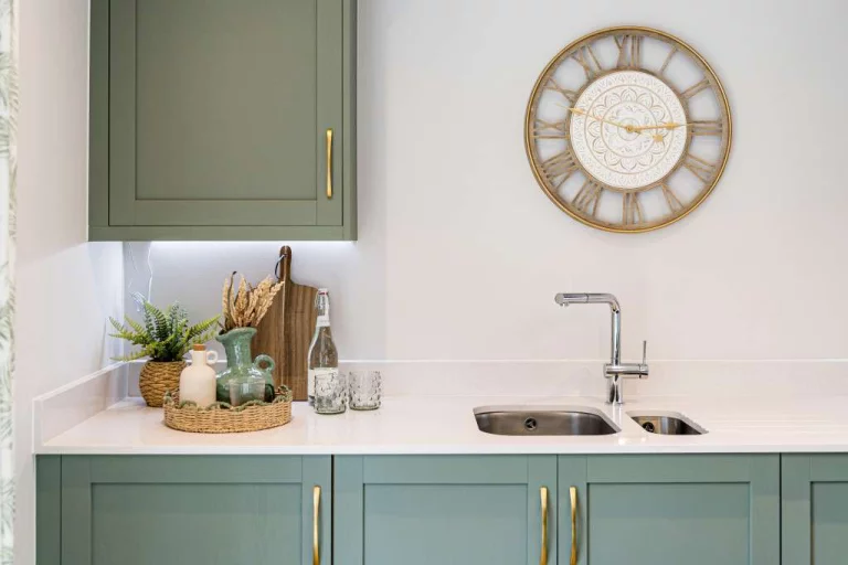 Image carousel 3529731 1768615299