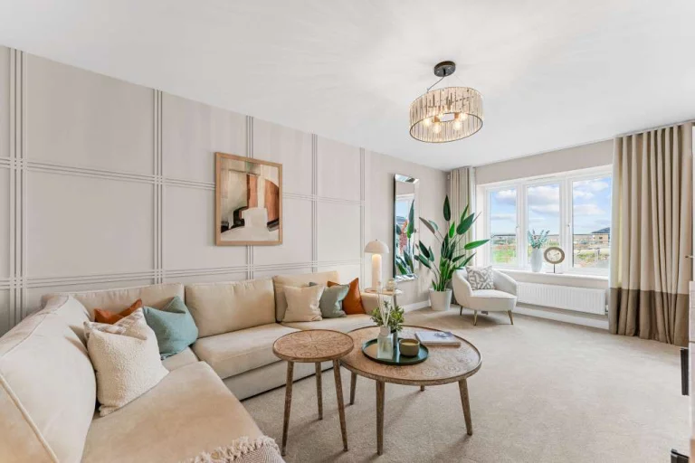 Image carousel 3529766 1768615300