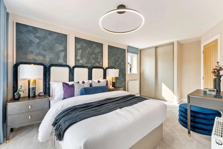 Image carousel 3529861 1768615302