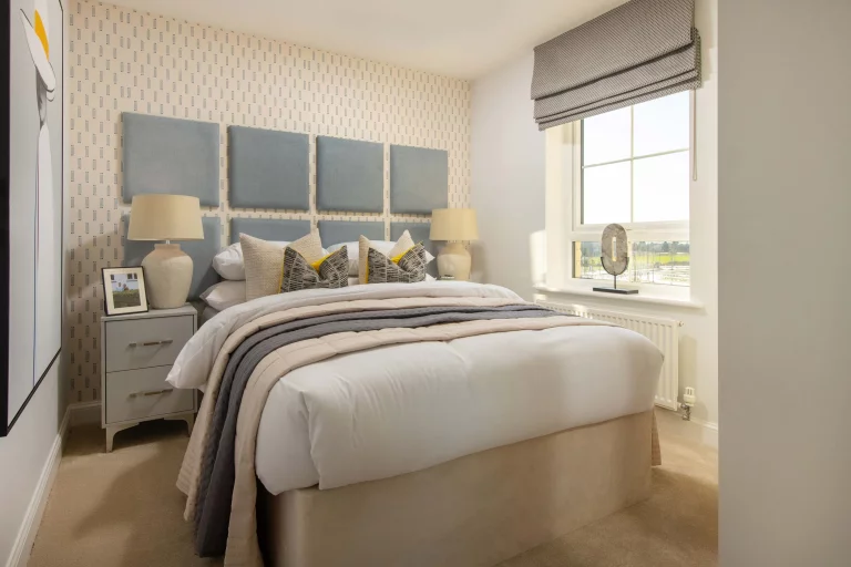 Image carousel 3529966 1768618872