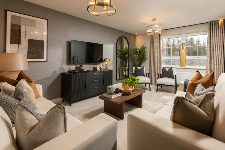 Image carousel 3529971 1768618872