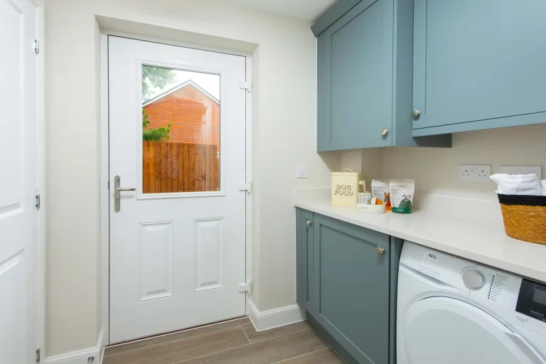 Image carousel 3530056 1768618913