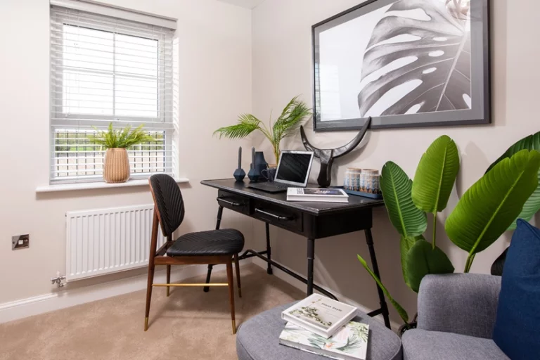 Image carousel 3530351 1768619053