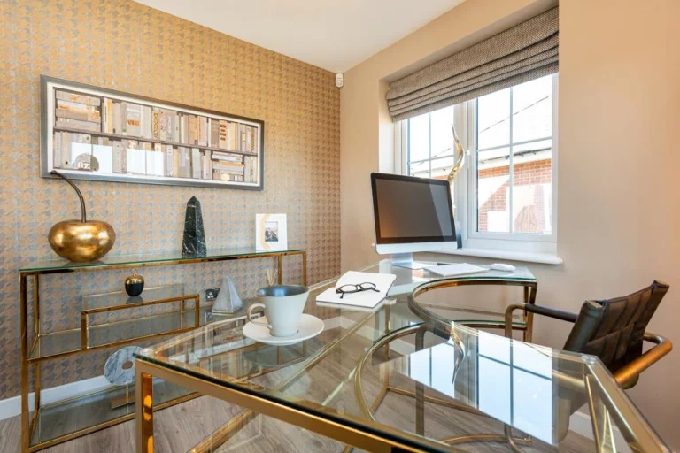 Image carousel 3531246 1768789289