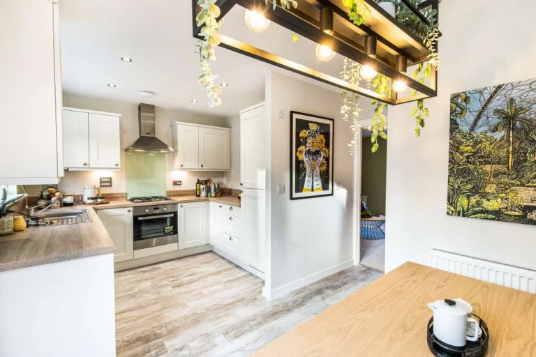 Image carousel 3531856 1768874468