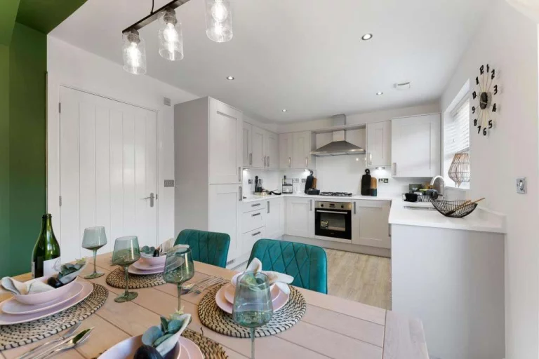 Image carousel 3531991 1768874489