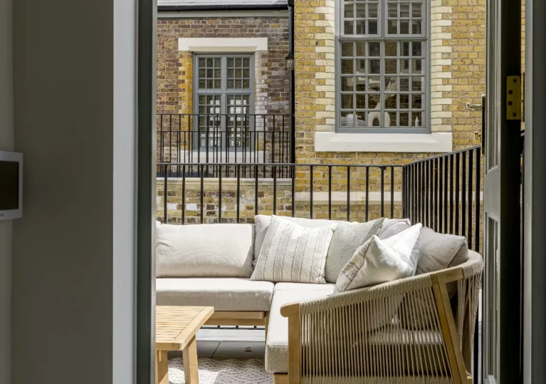 Image carousel 3536221 1769535199