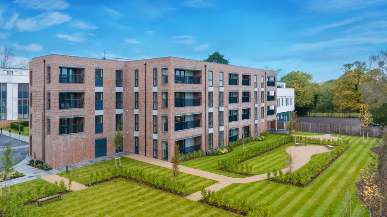 Image carousel 3537346 1769607463