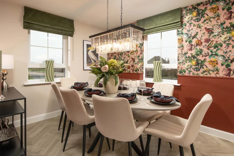 Image carousel 3538041 1769655715