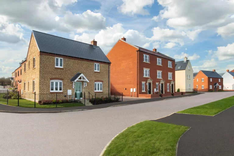 Image carousel 3538471 1769742064