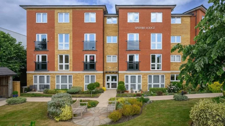 Image carousel 3538751 1769786974