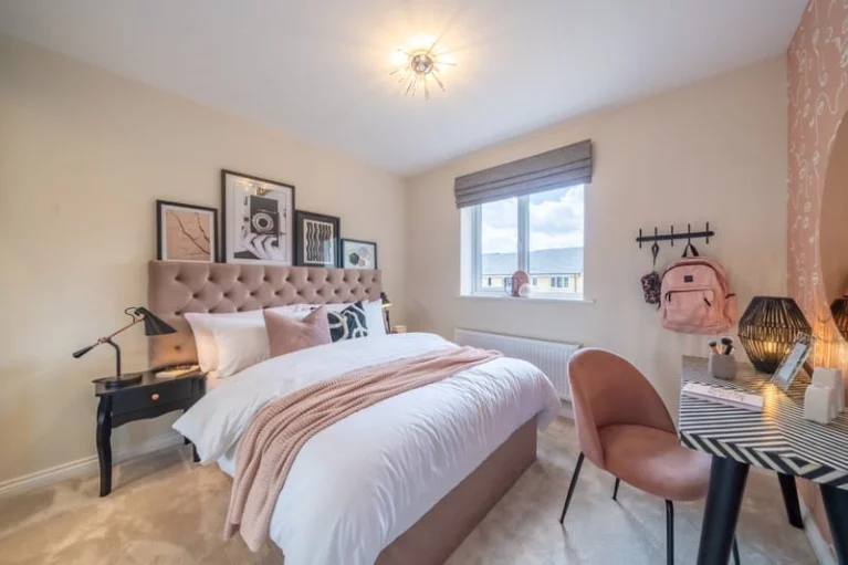 Image carousel 3539766 1769835667