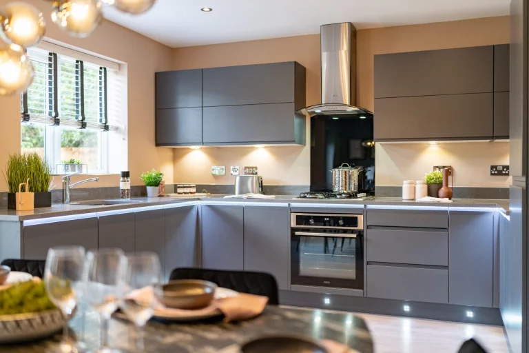 Image carousel 3539776 1769835667