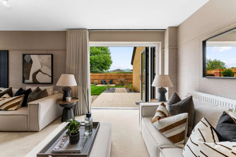 Image carousel 3543426 1770429655