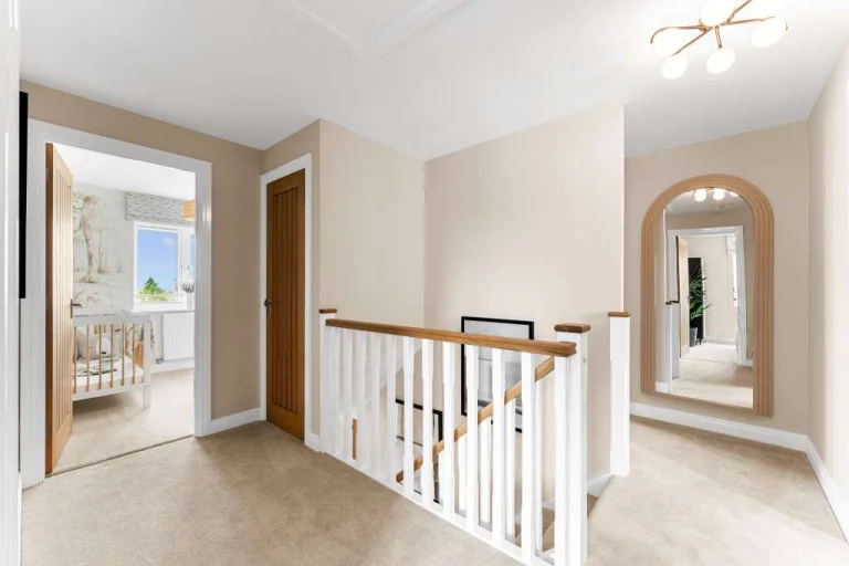 Image carousel 3543461 1770429656