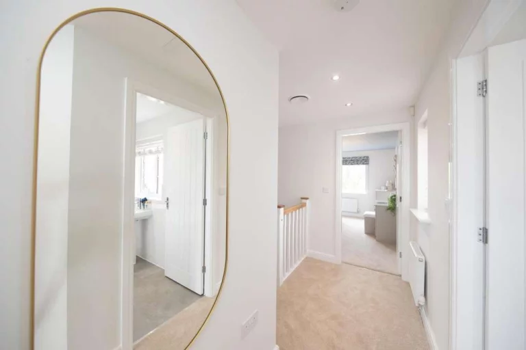 Image carousel 3543756 1770429675