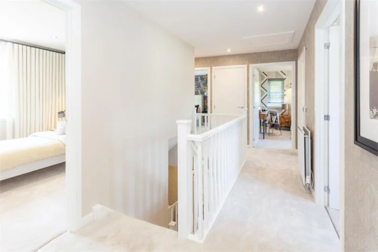 Image carousel 3544746 1770516487