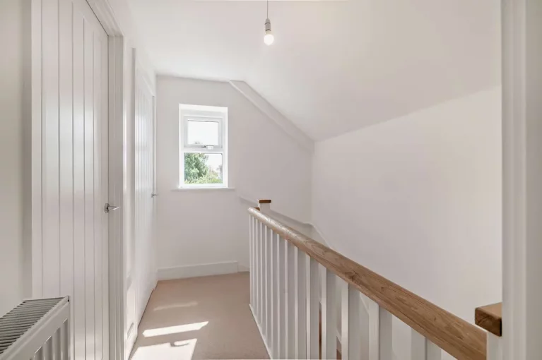 Image carousel 3545456 1770572963