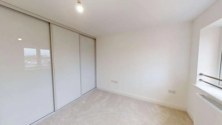 Image carousel 3545681 1770688872