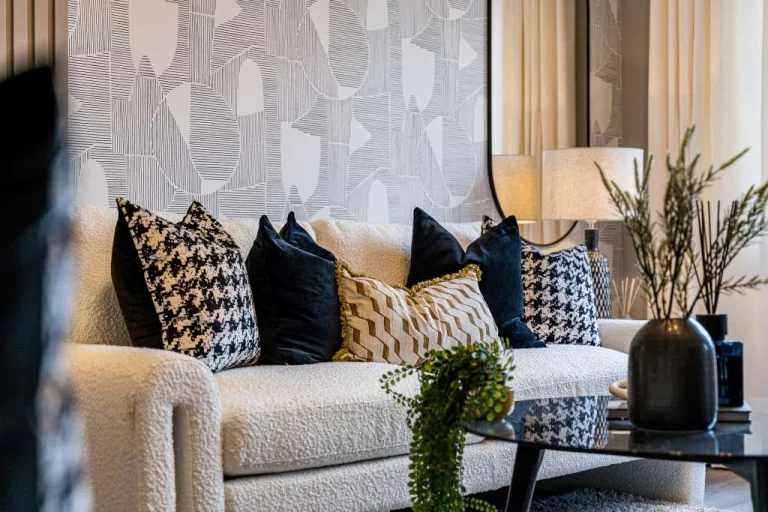 Image carousel 3546891 1770861695