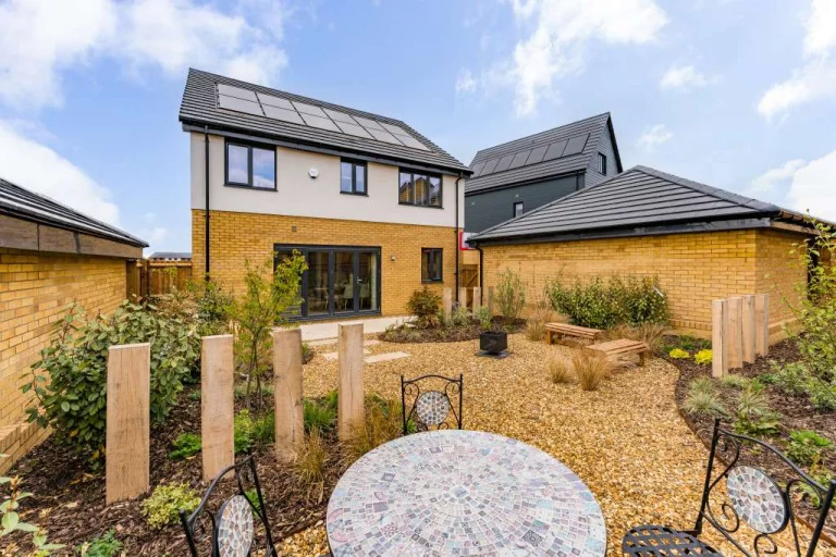 Image carousel 3547036 1770861701