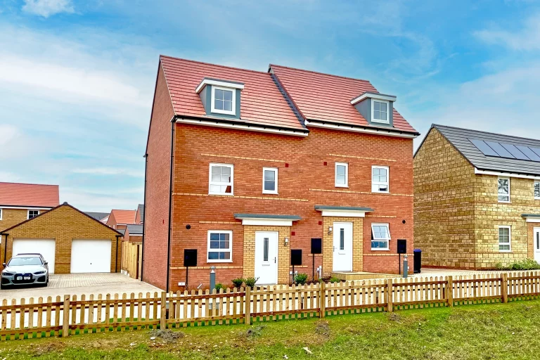 Image carousel 3548046 1771038281