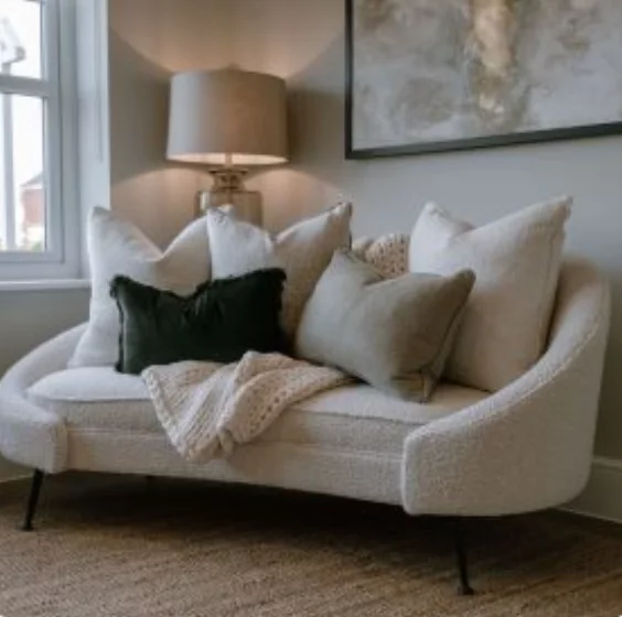 Image carousel 3548366 1771235127