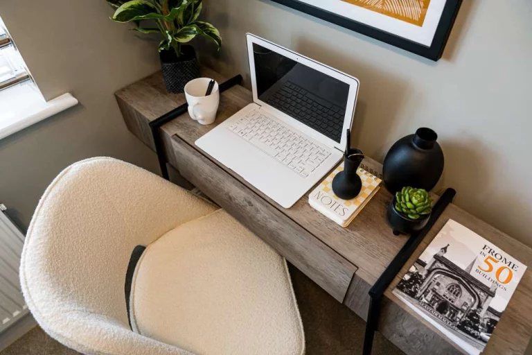 Image carousel 3548741 1771380135