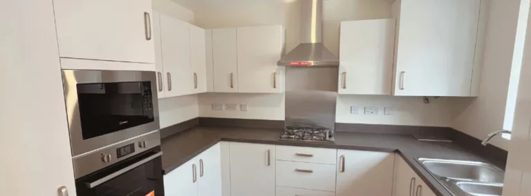 Image carousel 3550786 1771838565