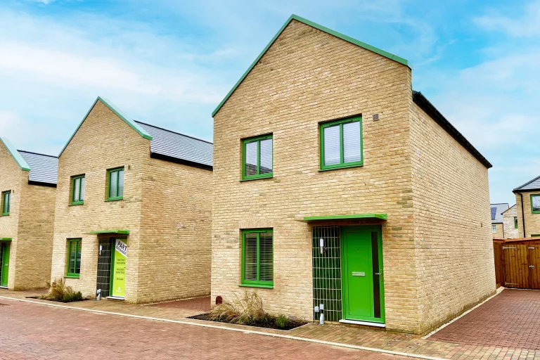 Image carousel 3550961 1771902239