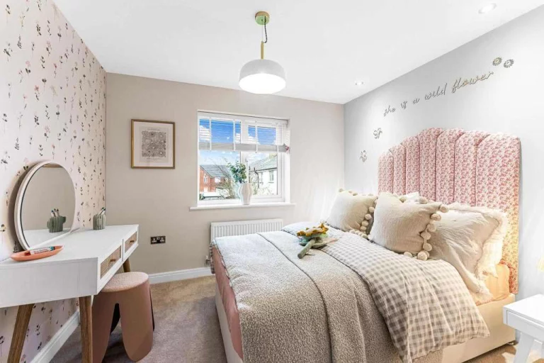 Image carousel 3551611 1772071269