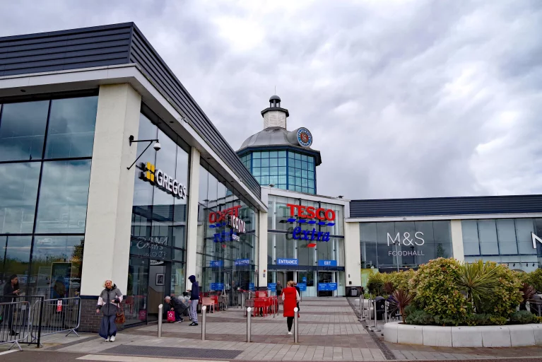 Image carousel 3552661 1772161248