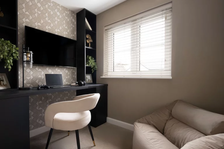 Image carousel 3552721 1772161276