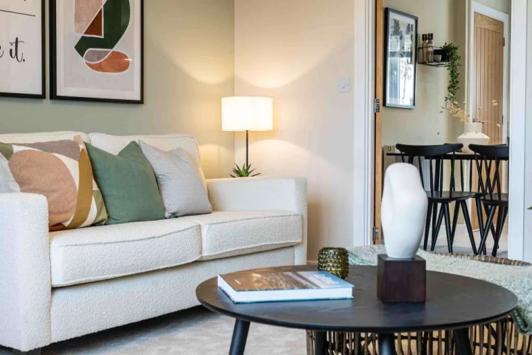 Image carousel 3554301 1772503258