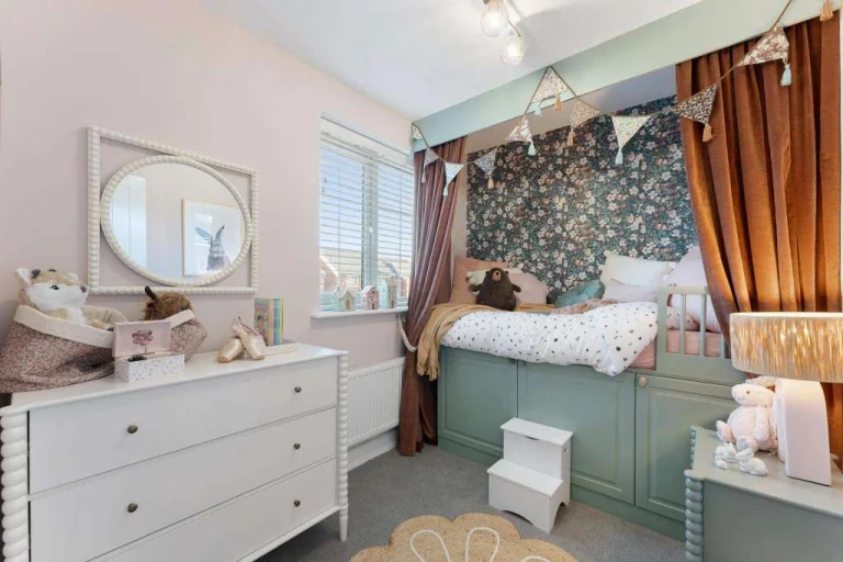 Image carousel 3558576 1773280885