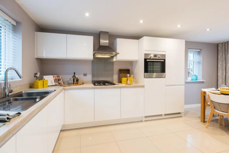 Image carousel 3559066 1773281952