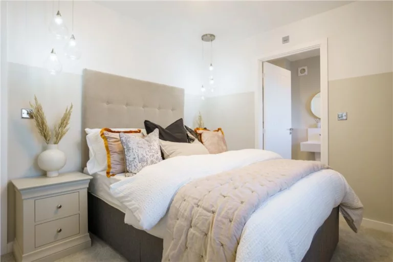 Image carousel 3559156 1773281959