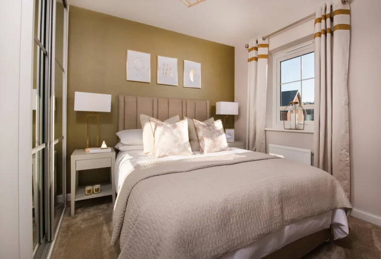 Image carousel 3559481 1773284592