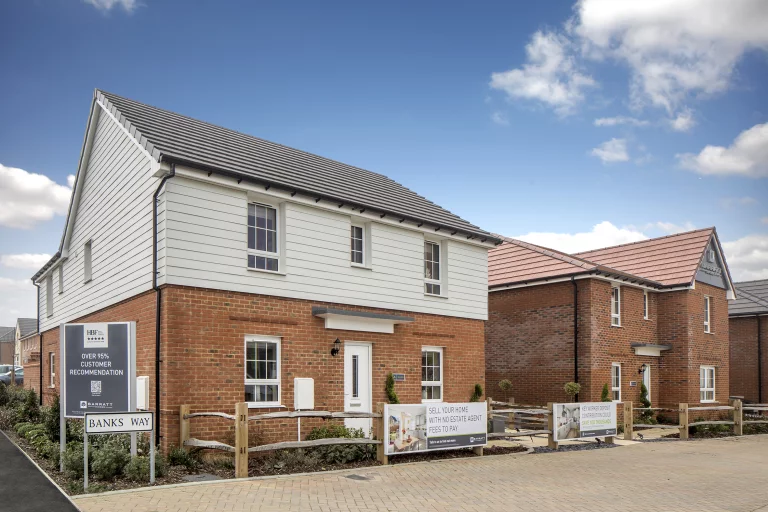 Image carousel 3559941 1773370824