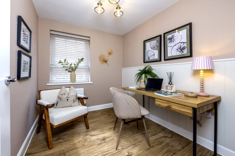 Image carousel 3559951 1773370825