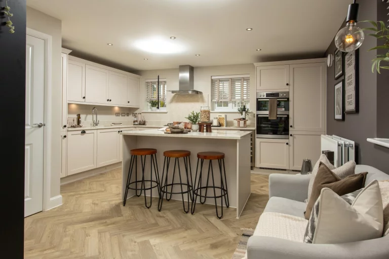 Image carousel 3560011 1773370850