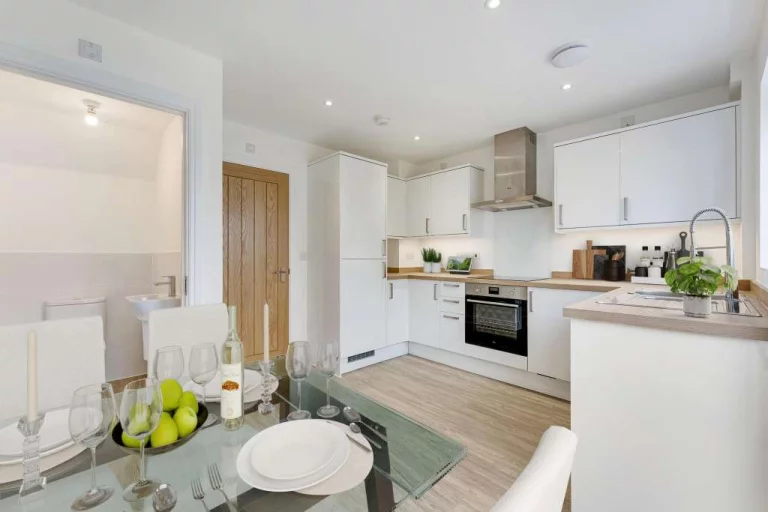 Image carousel 3560556 1773453667