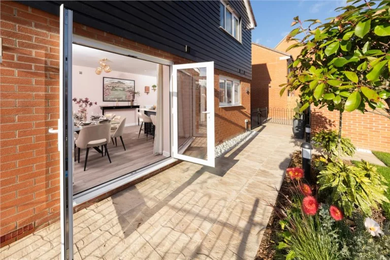 Image carousel 3560961 1773454211