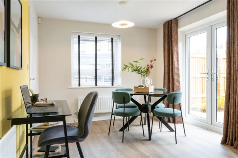 Image carousel 3561236 1773540583