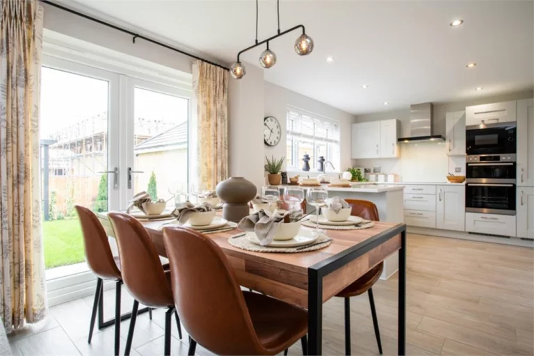 Image carousel 3561306 1773540585