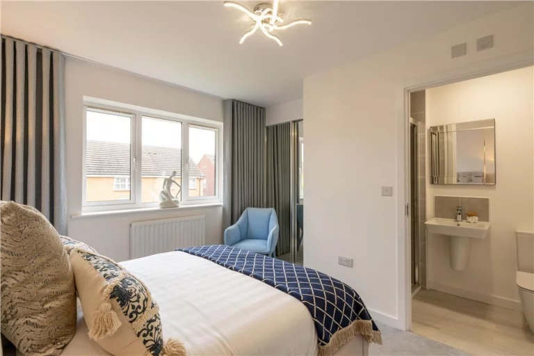 Image carousel 3561381 1773540586