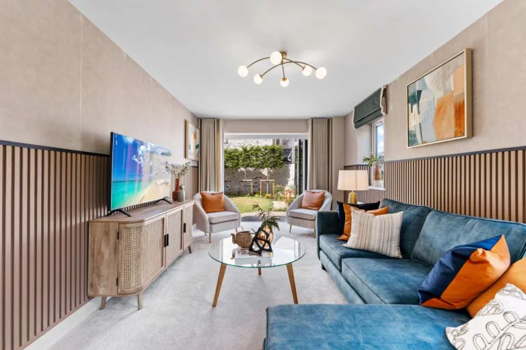 Image carousel 3562481 1773799281