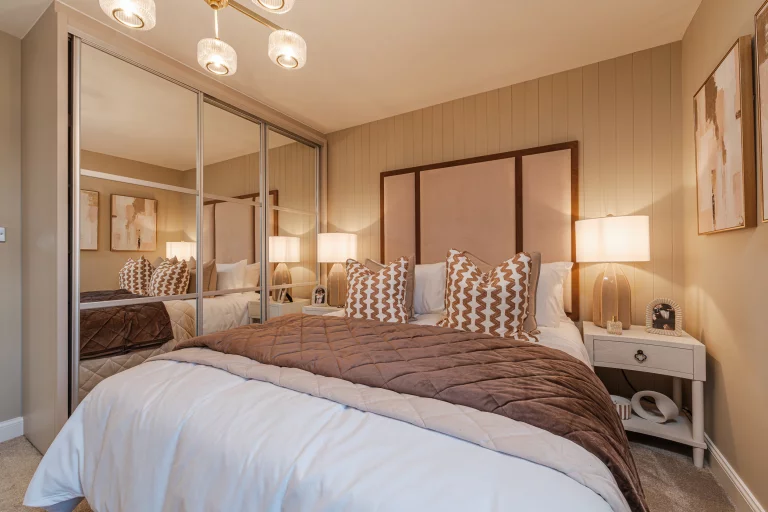 Image carousel 3562726 1773802858